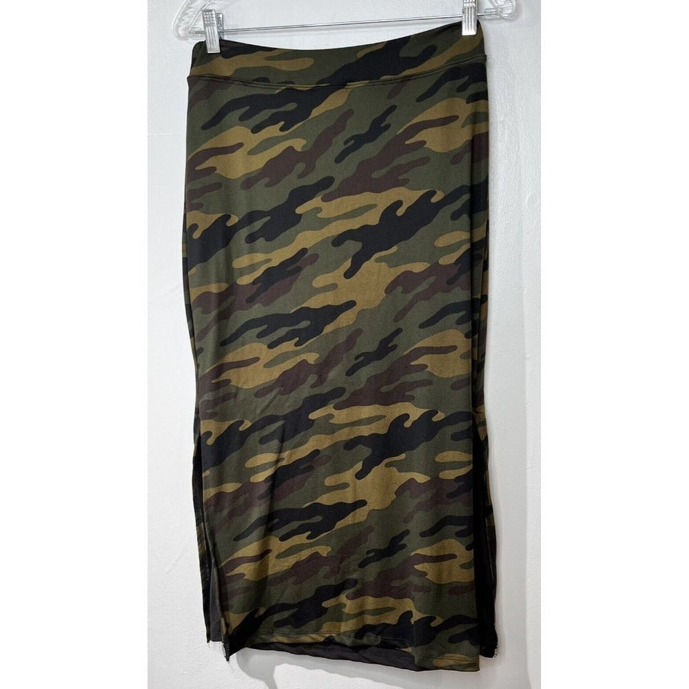 Sundry Evereve Siene Camo Midi Skirt Size M Army Green Side Slits Stretchy